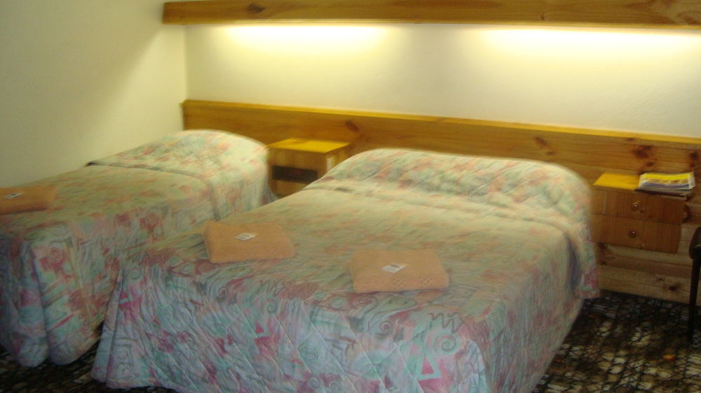 Coomacountry Club Motor Inn 외부 사진